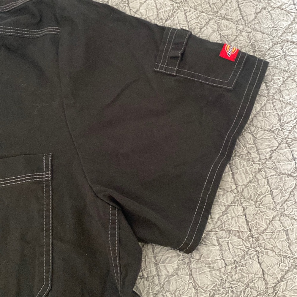 Men’s size large scrub set with grey stitching dickies cargo-style